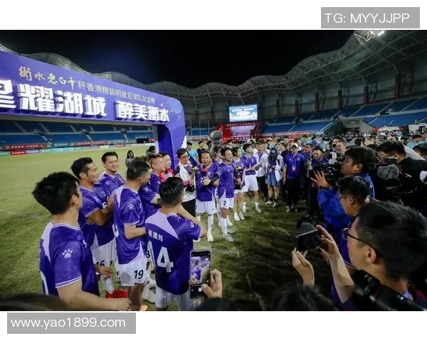 代言足球明星的知名人物有哪些他们如何影响品牌形象与市场价值